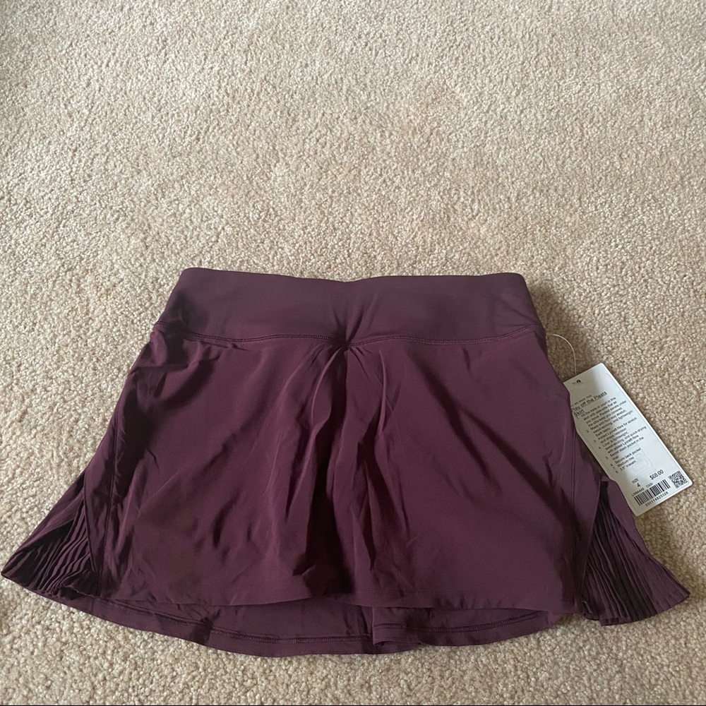 SOLD NWT Lululemon Play off the Pleats Skirt Size 4 Cassis *RARE
